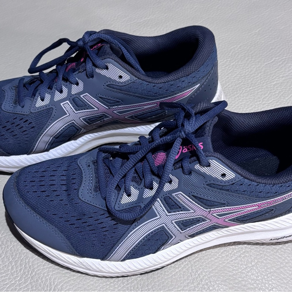 ASICS Women's Navy Running Shoes